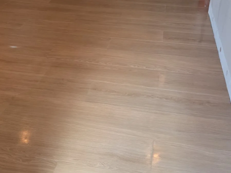 Piso porcelánico instalado, obra en Miami-Dade